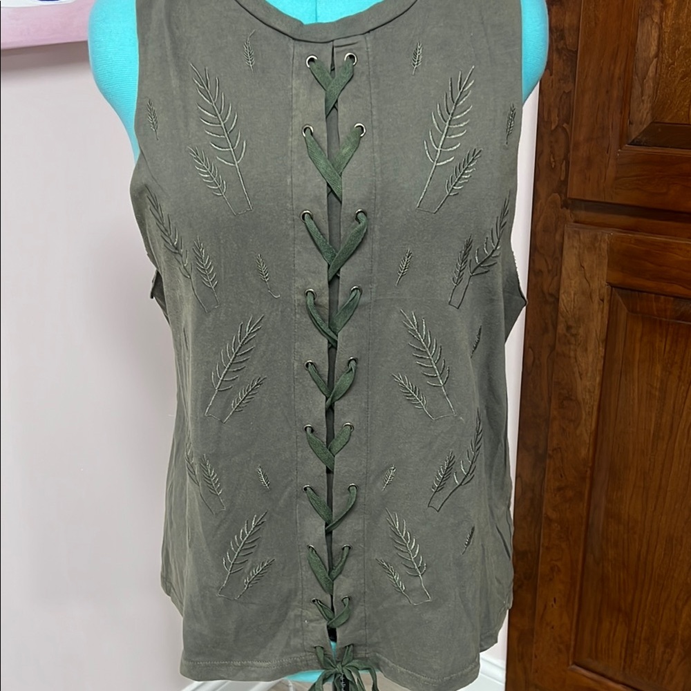 POL Olive Lace-Up Embroidered Tank Top